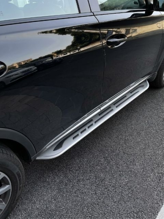 Bậc bước chân Geely Ex5 EMI
